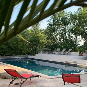  Hébergement de vacances De 100m2 Avec Grande Piscine Privée